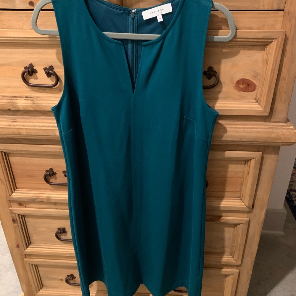 Lark & Ro Dress